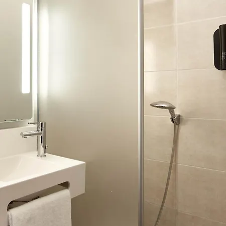 B&B Hotel Cergy Saint Christophe Exterior photo