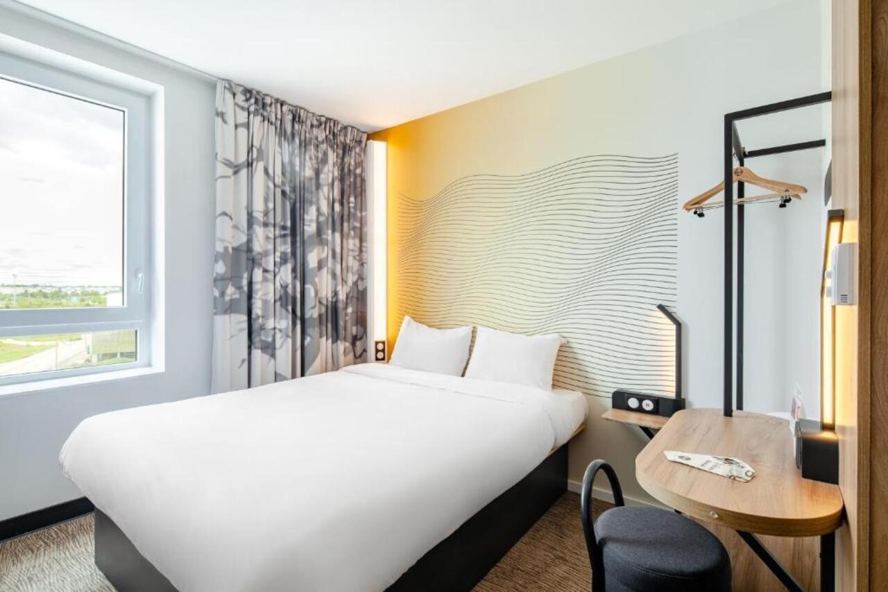 Saint Christophe Hotel Cergy