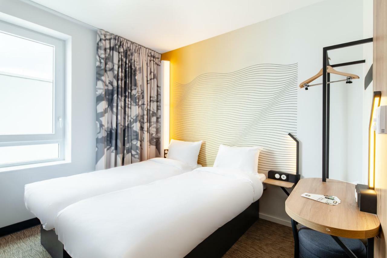 Saint Christophe Hotel Cergy